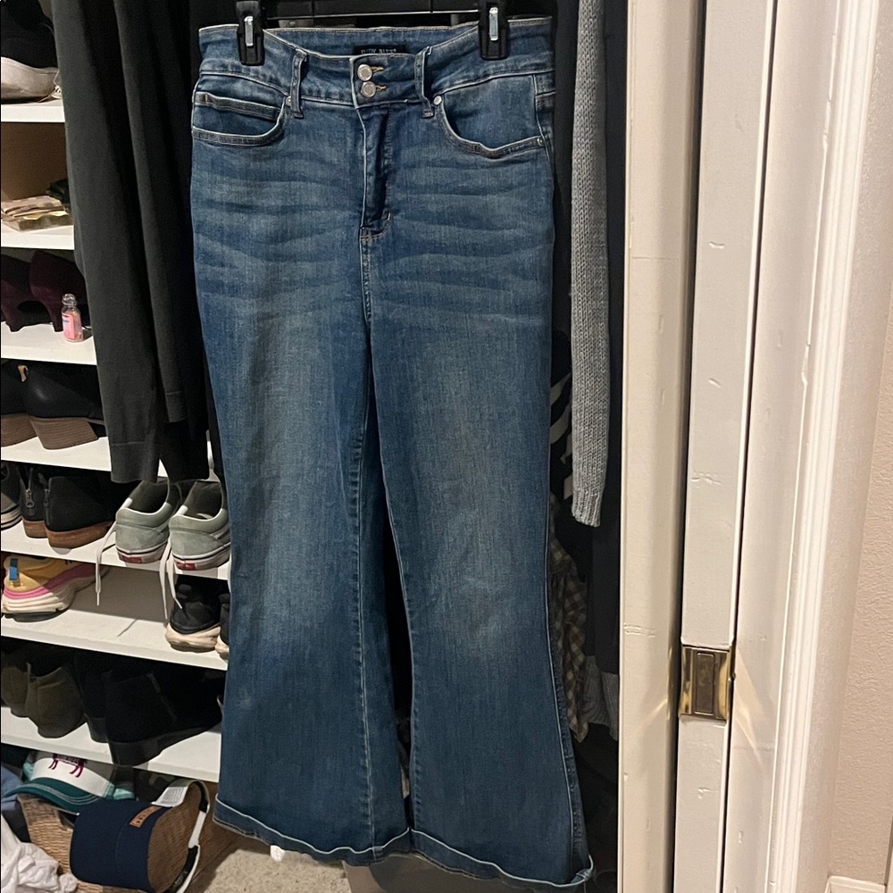 Judy Blue Medium Blue Flare Jeans with Subtle Fading